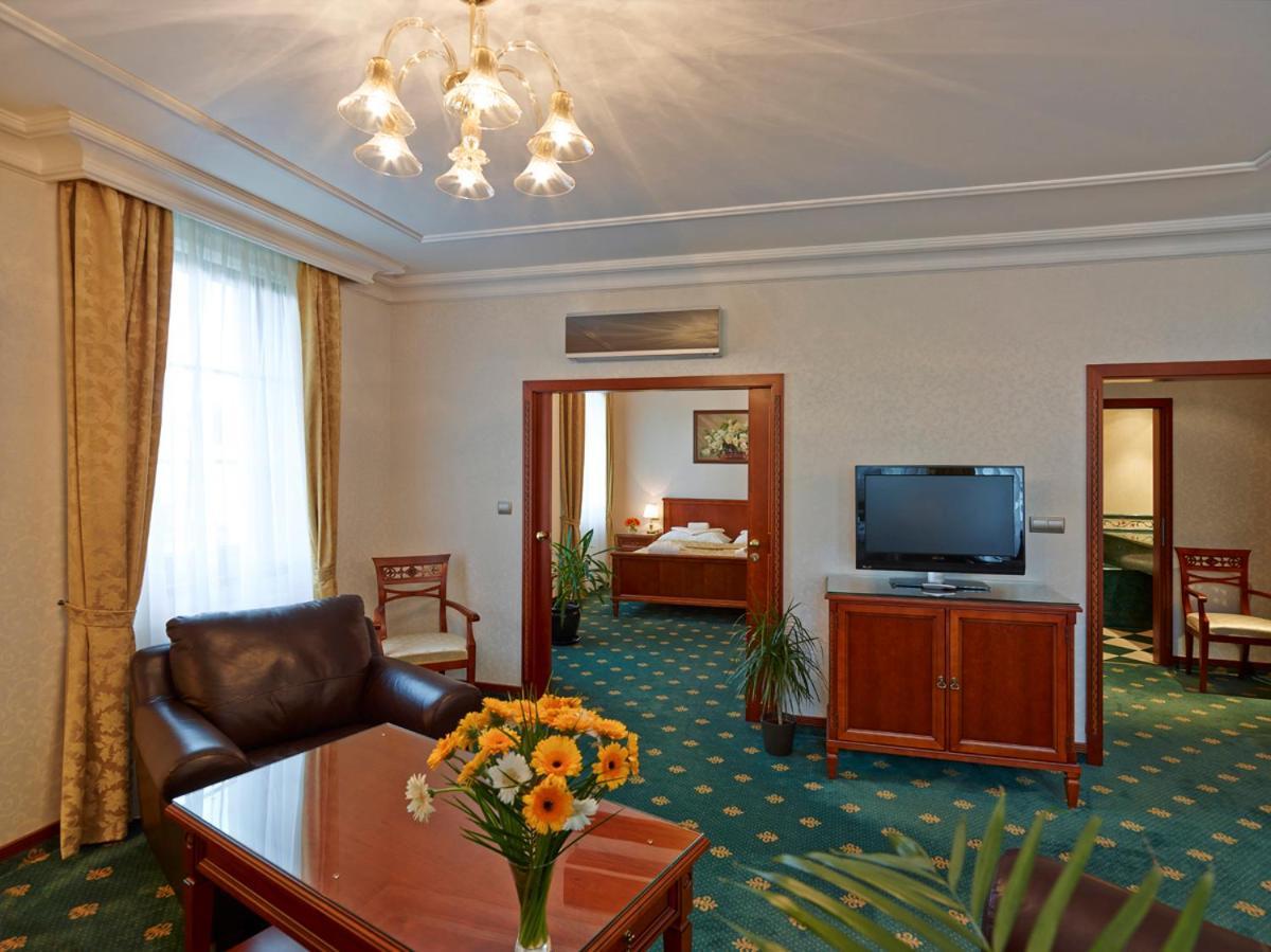 Hotel Stefanik Myjava Bagian luar foto